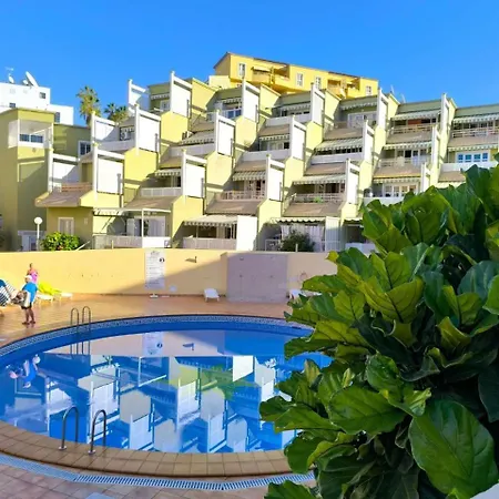 с 1 спальней Playa Americas Адехе